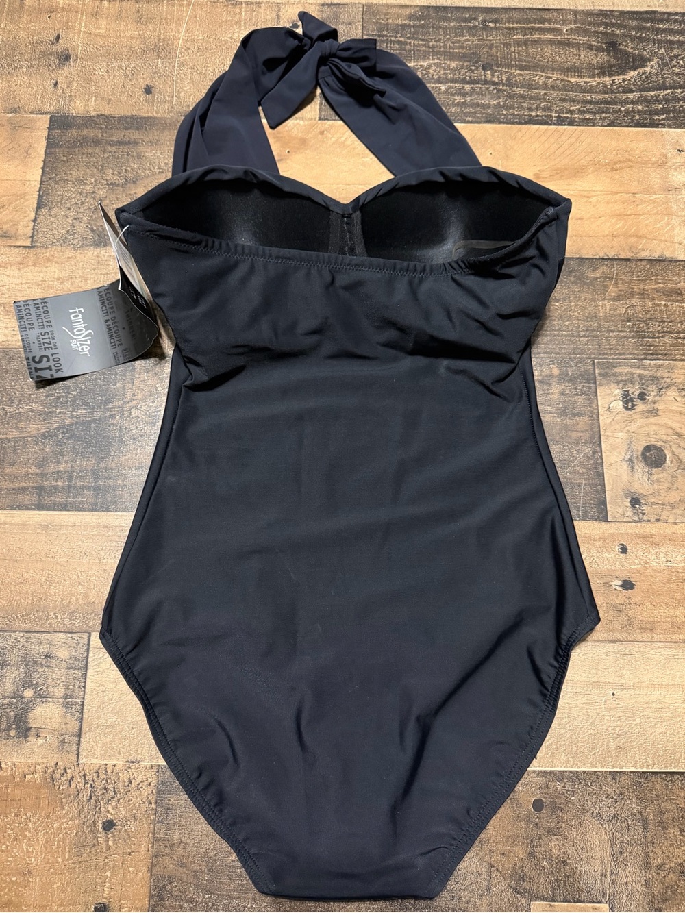 FantaSizer Halter Swimsuit - Picture 3 of 6